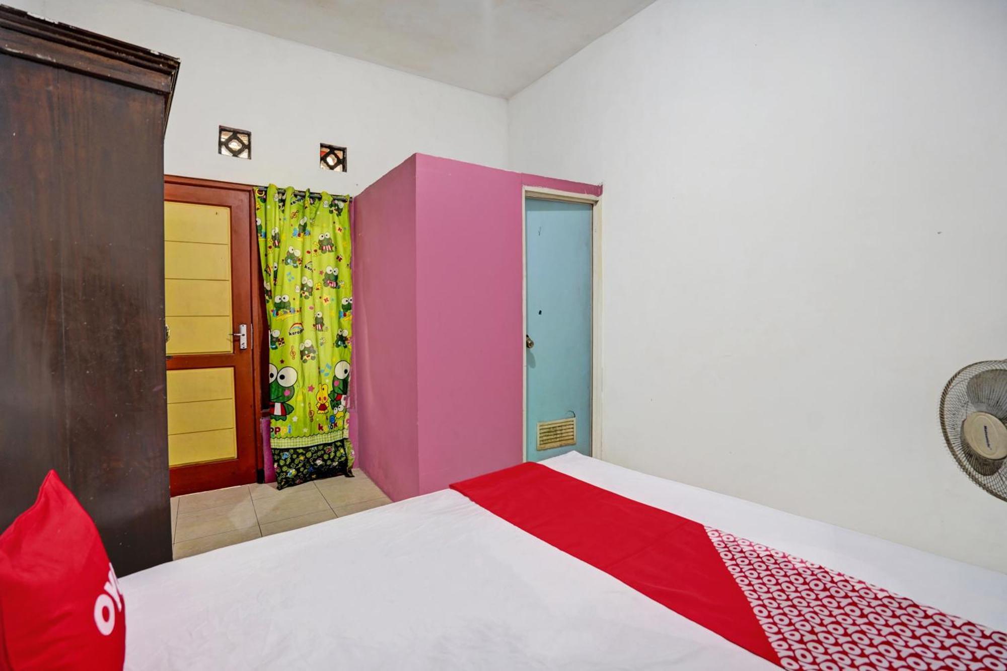 Oyo Life 92840 Wisma Morricco Jombang Dış mekan fotoğraf